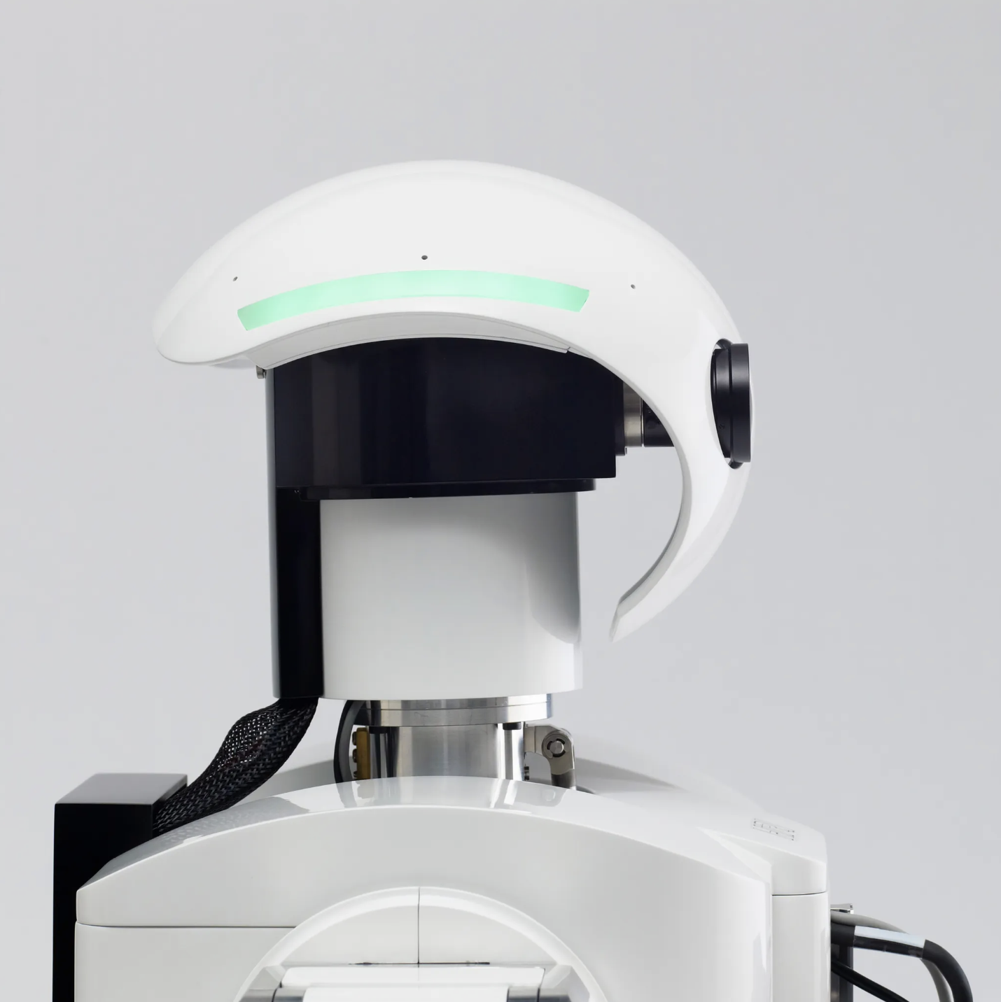 聴覚コミュニケーション研究用ヒューマノイドロボット